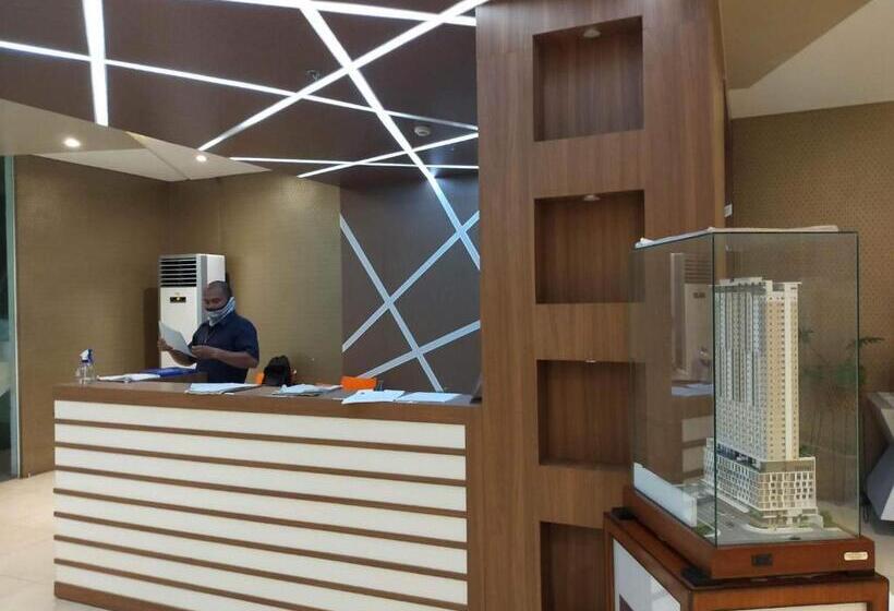 Arthomes At Sunvida Tower