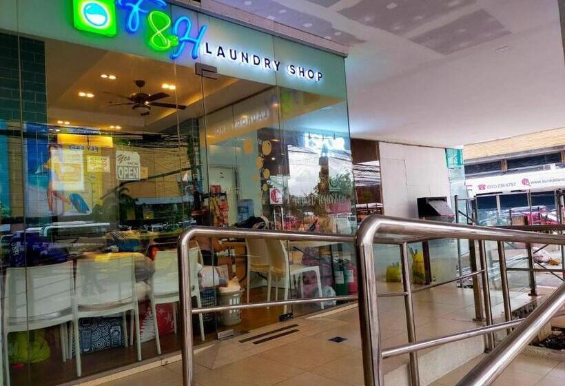 Arthomes At Sunvida Tower