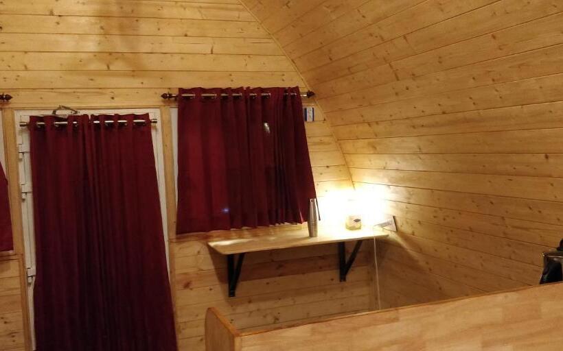 Bed and Breakfast Cozy Capsules