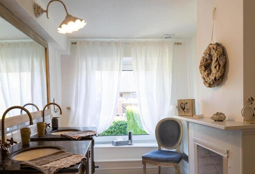 צימר Huis Van Loon