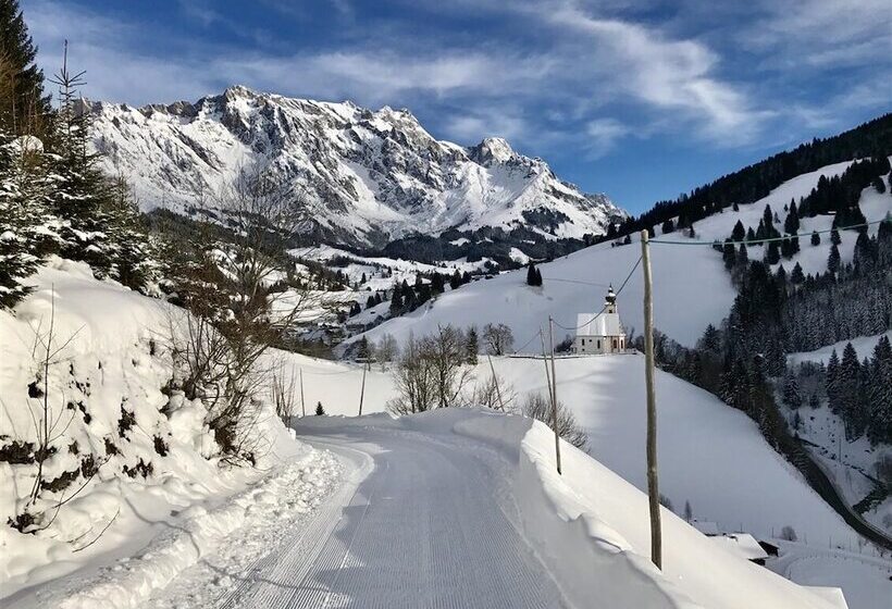 مبيت وإفطار Leni S Mountain Appartements