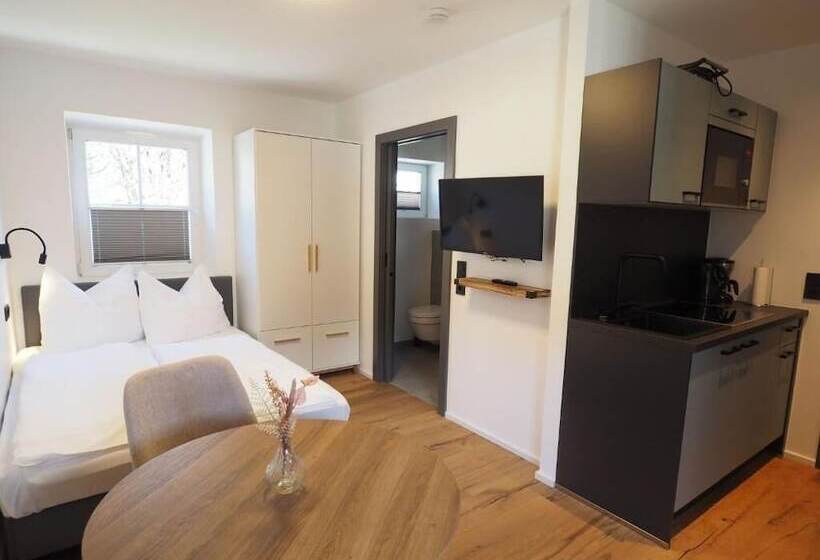 مبيت وإفطار Leni S Mountain Appartements