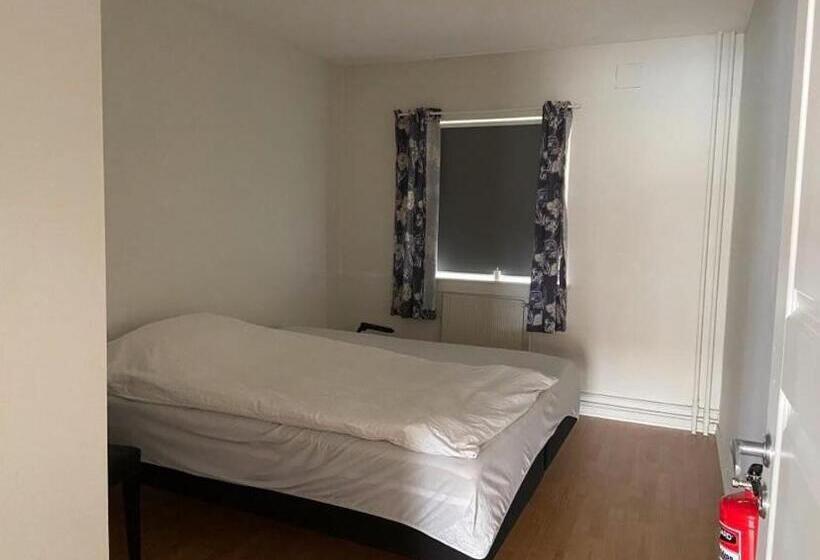 تختخواب و صبحانه Nice Place Near The Sea And Forest