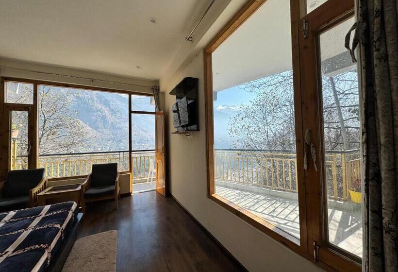 Nomad Bed & Breakfast