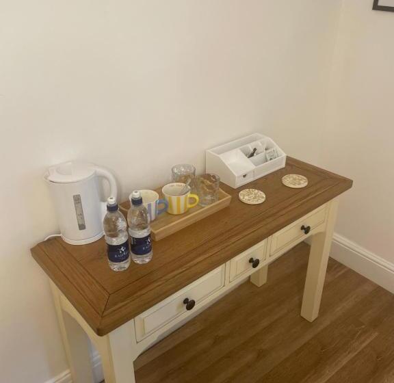 ベッドアンドブレックファースト Raymond House