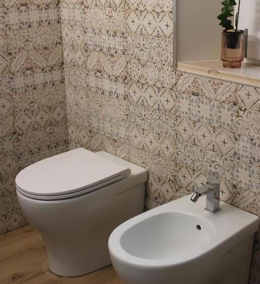 住宿加早餐  Room 369