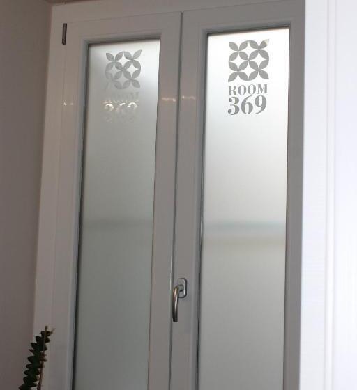 住宿加早餐  Room 369