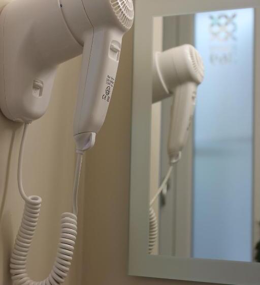 住宿加早餐  Room 369