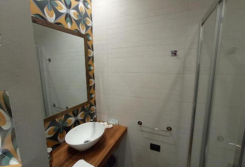 مبيت وإفطار Suites Elifani