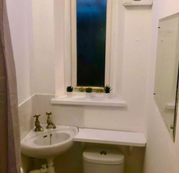 住宿加早餐  The Dragonfly Bnb, Glastonbury