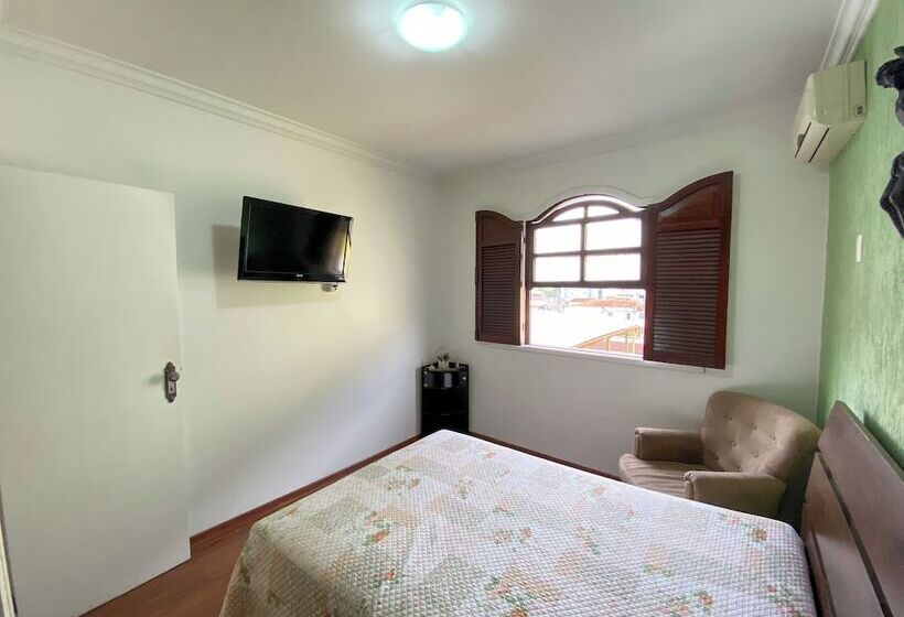 Elite Flat