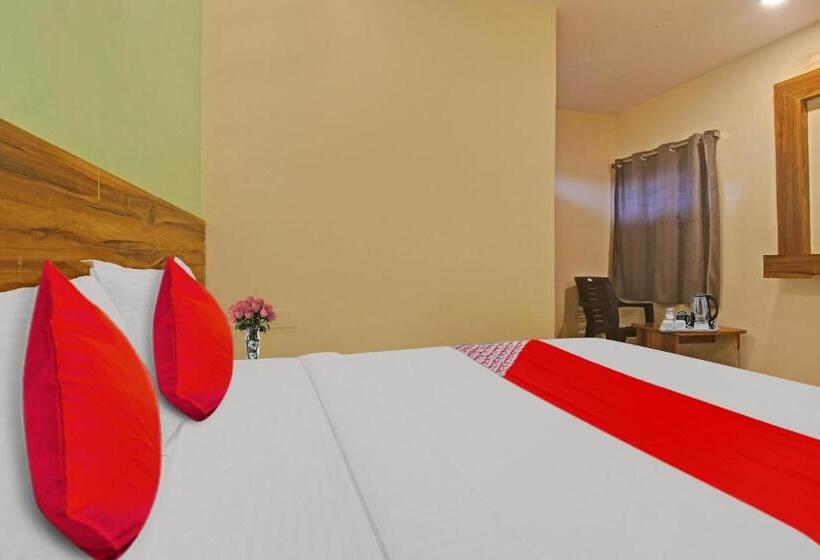 Flagship Hotel R Square