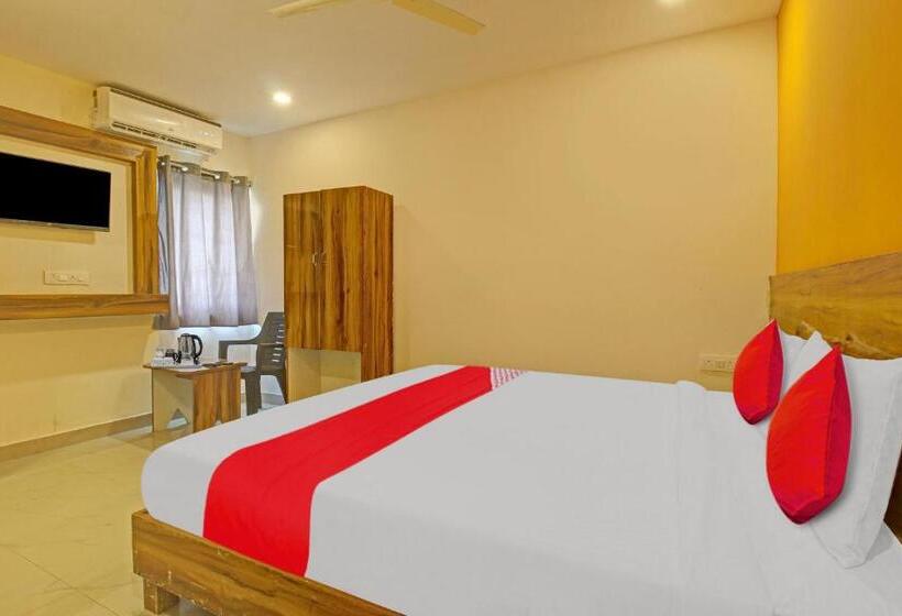 Flagship Hotel R Square