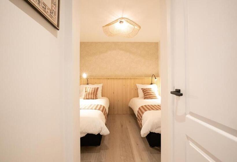 Four Star Apartments   Badhuisstraat 6