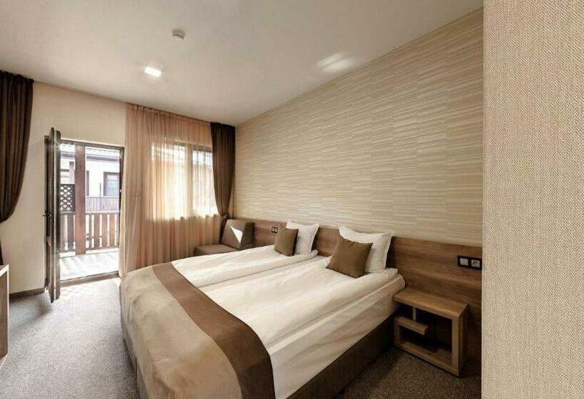 ホテル Complex Yustinavillas