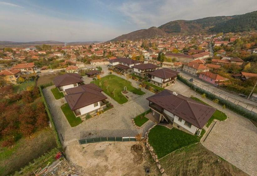 ホテル Complex Yustinavillas