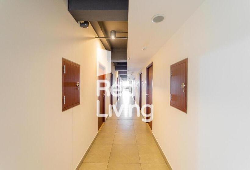 Отель Redliving Apartemen Sayana Sentra Jaya