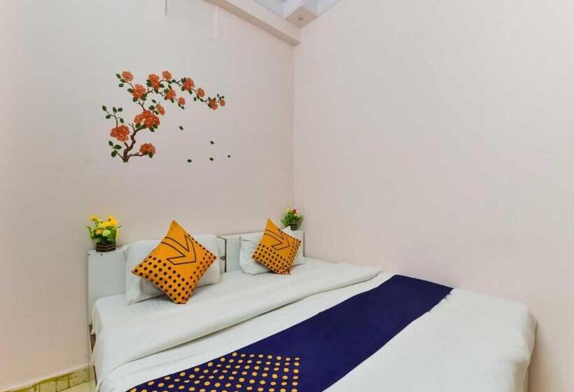 בית מלון כפרי Flagship Stay Inn