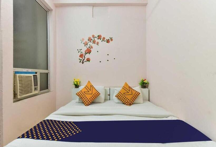 בית מלון כפרי Flagship Stay Inn