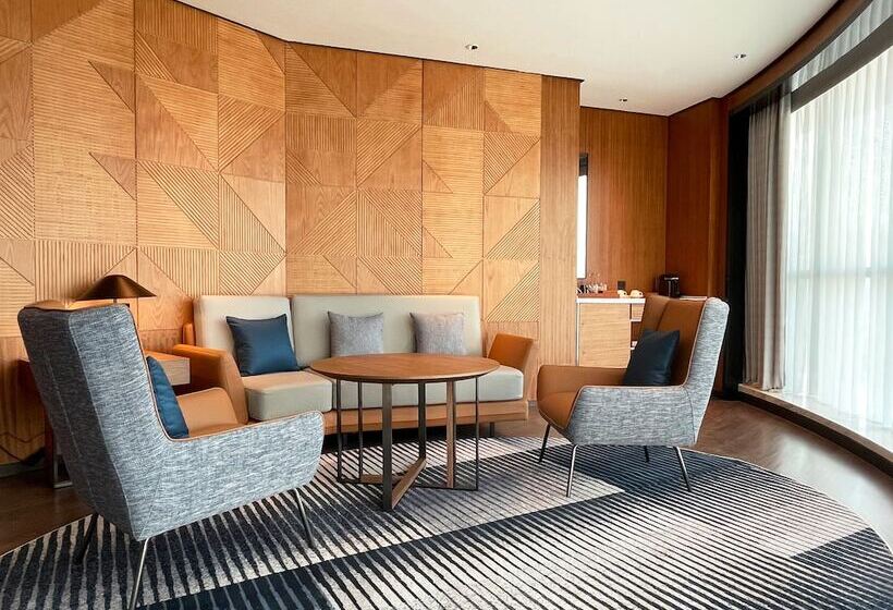 호텔 Four Points By Sheraton Yiyang