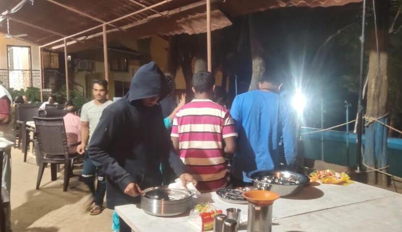 酒店 Hilltone Panorama Bungalow Veg Non Veg Matheran