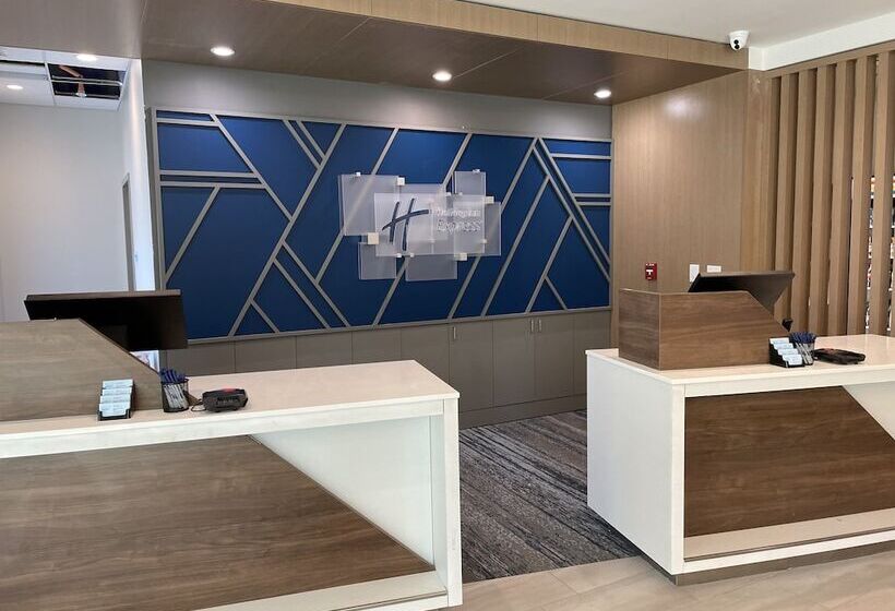 فندق Holiday Inn Express   Starke, An Ihg