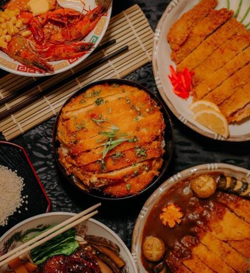 هتل Icon Venue And Suites