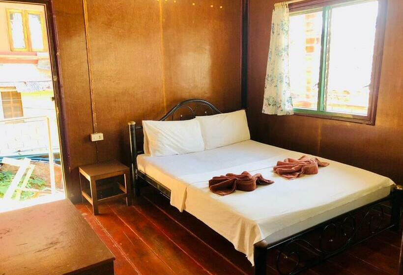 Отель Jr Gym & Resort