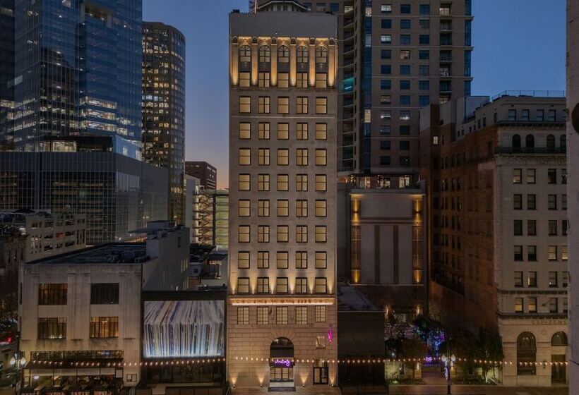 فندق Moxy Houston Downtown