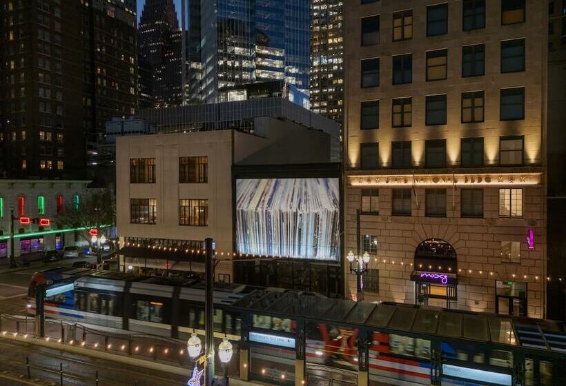 فندق Moxy Houston Downtown