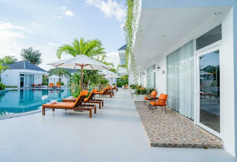 فندق Nykasmy Kampot Residence