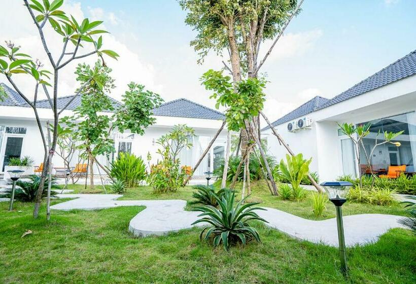 فندق Nykasmy Kampot Residence