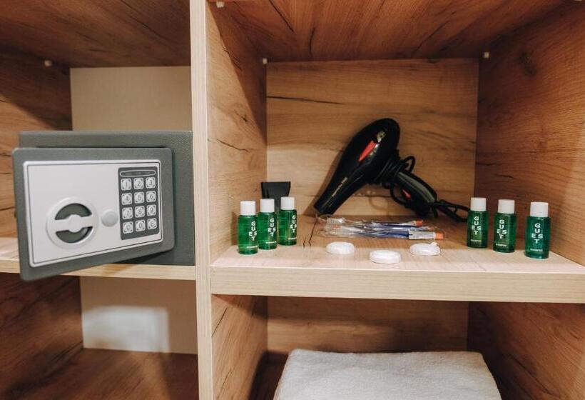 هتل Old City Ganja