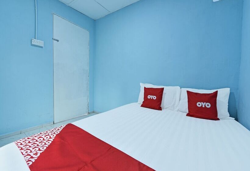 فندق Oyo 90708 D Kuala Waterfront Chalet & Boat Charters