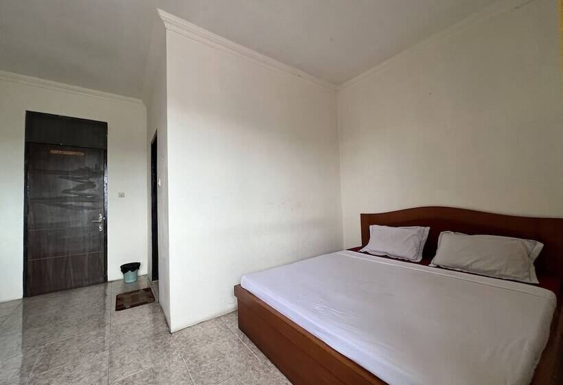 ホテル Oyo 92098 Kost Orange Syariah