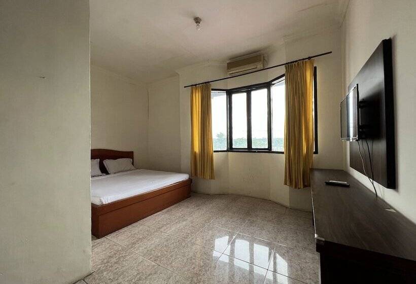 ホテル Oyo 92098 Kost Orange Syariah