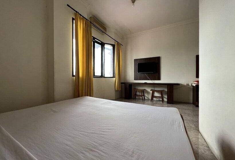 ホテル Oyo 92098 Kost Orange Syariah