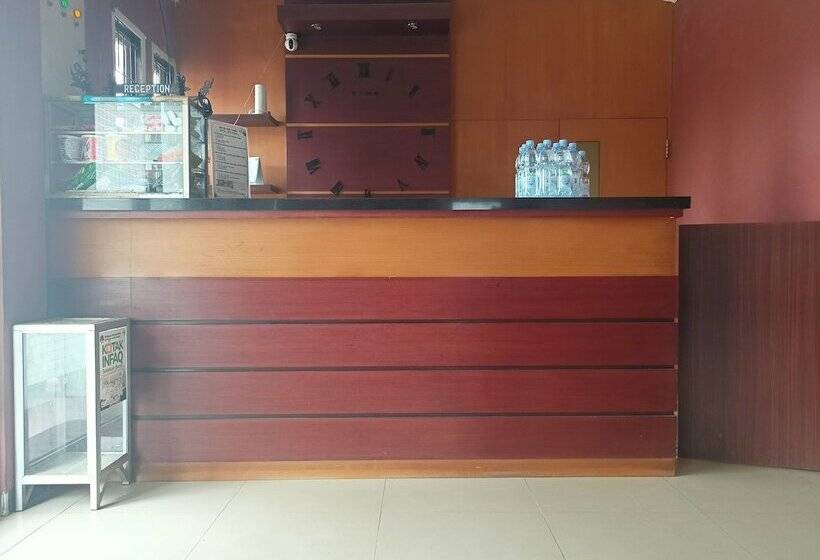 ホテル Oyo 92098 Kost Orange Syariah