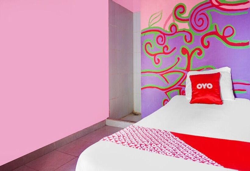 ホテル Oyo 92110 Christine Home Stay Syariah