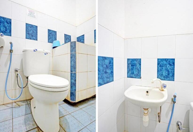 בית מלון כפרי Oyo 92124 Raya Permai Homestay