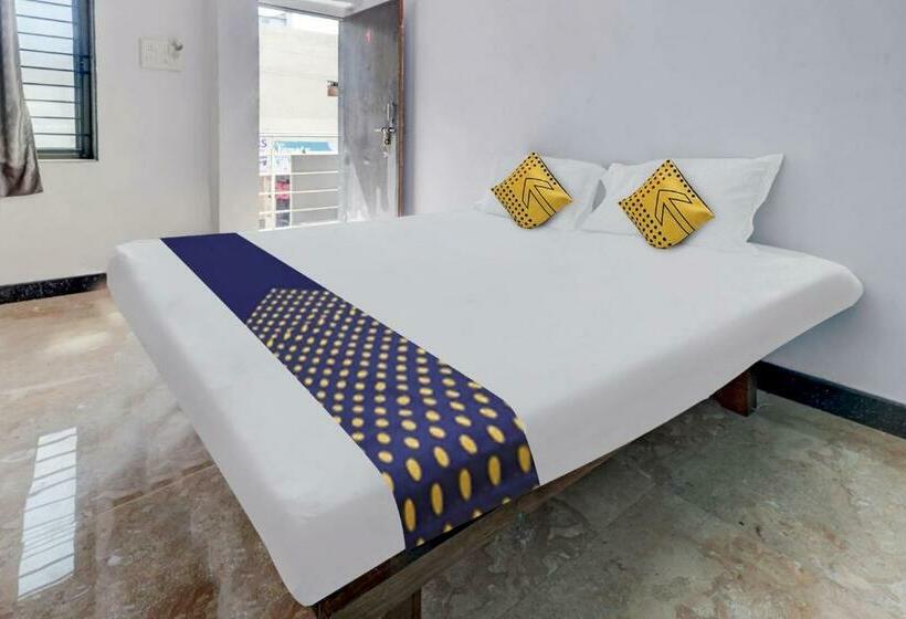 ホテル Oyo Flagship 80634 Bhalkeshwar Lodging