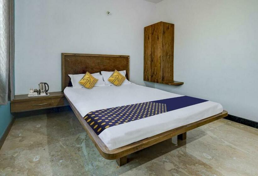 ホテル Oyo Flagship 80634 Bhalkeshwar Lodging
