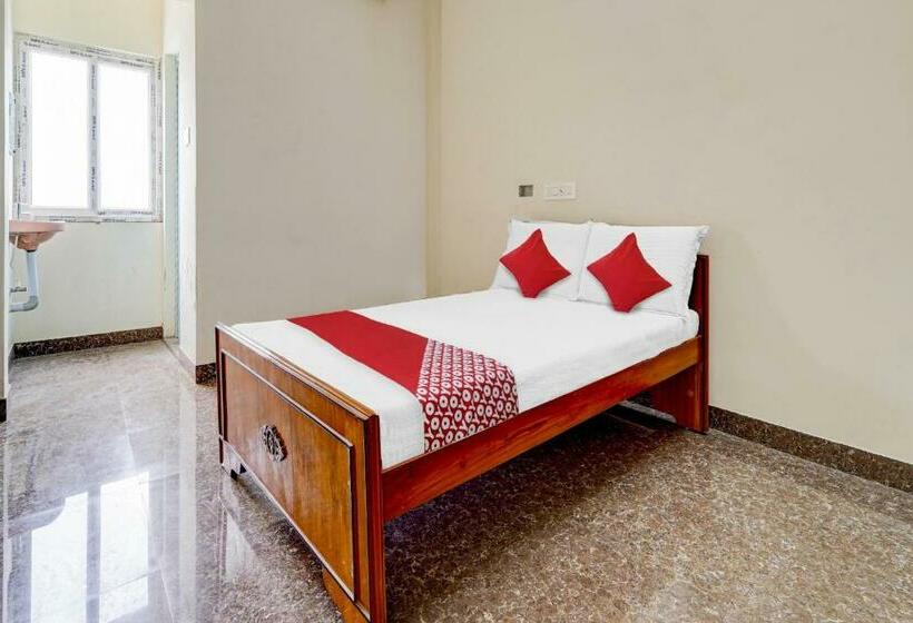 Отель Oyo Flagship 80634h V A S Lodge