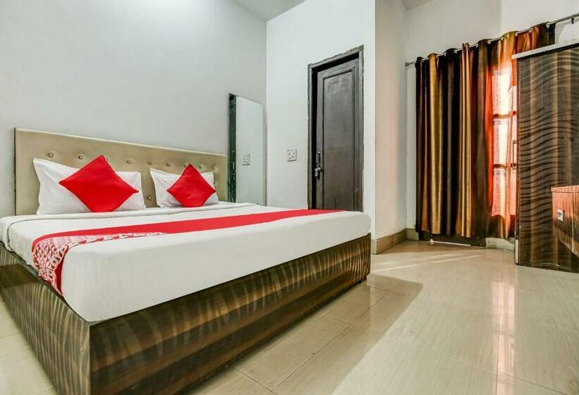 Flagship Hotel Big Boss