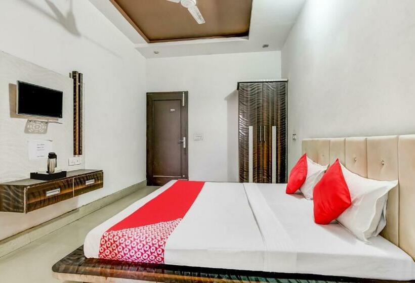 Flagship Hotel Big Boss