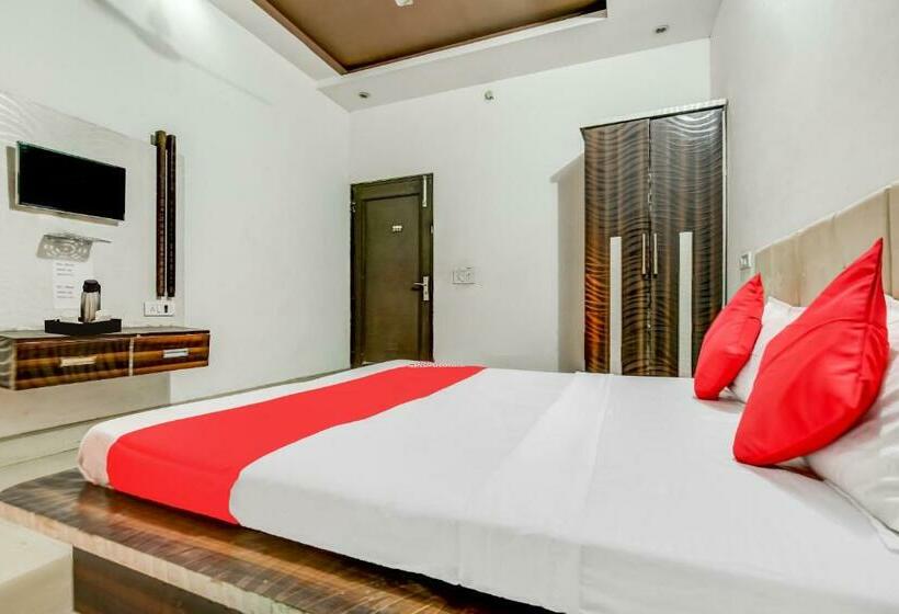 Flagship Hotel Big Boss