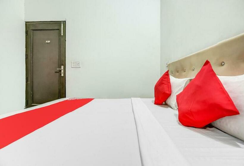 Flagship Hotel Big Boss