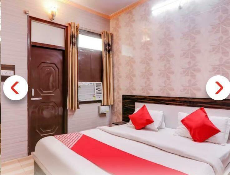 ホテル P R Palace