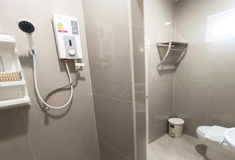 בית מלון כפרי Pt Grand