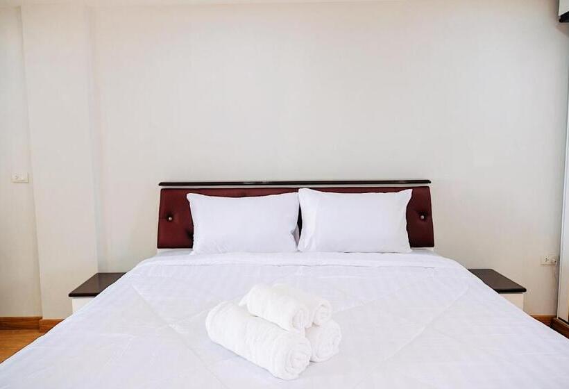 בית מלון כפרי Pt Grand